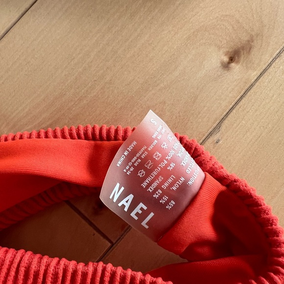 Red Bandeau Bikini Set - Picture 5 of 6